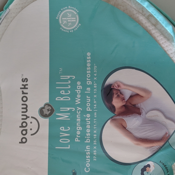 Love my belly pregnancy wedge - Picture 2 of 6